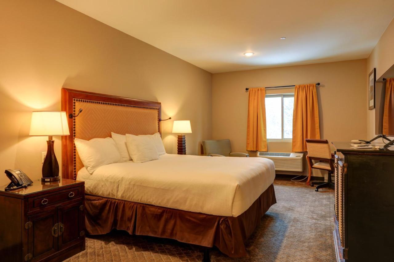 Wagon Wheel Hotel West Yellowstone Exteriör bild